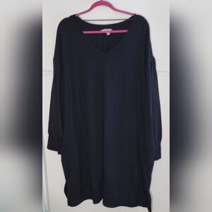 Terra & Sky Oversized Black V-Neck Long Sleeve Sweatshirt Dress